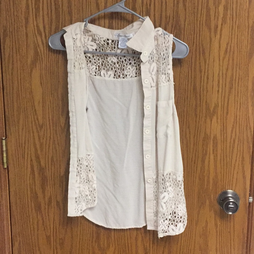 Lace over wear
